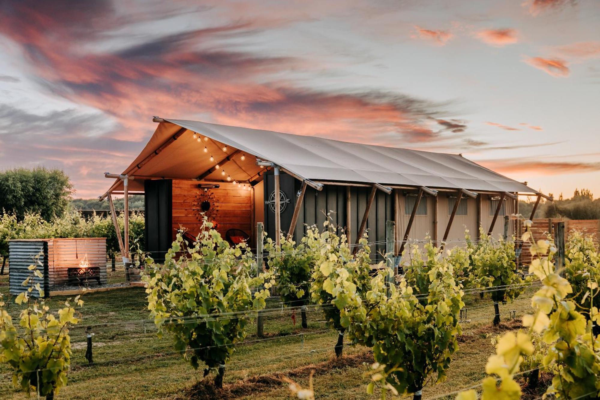 Villas & Vines Glamping Хейстингс Экстерьер фото