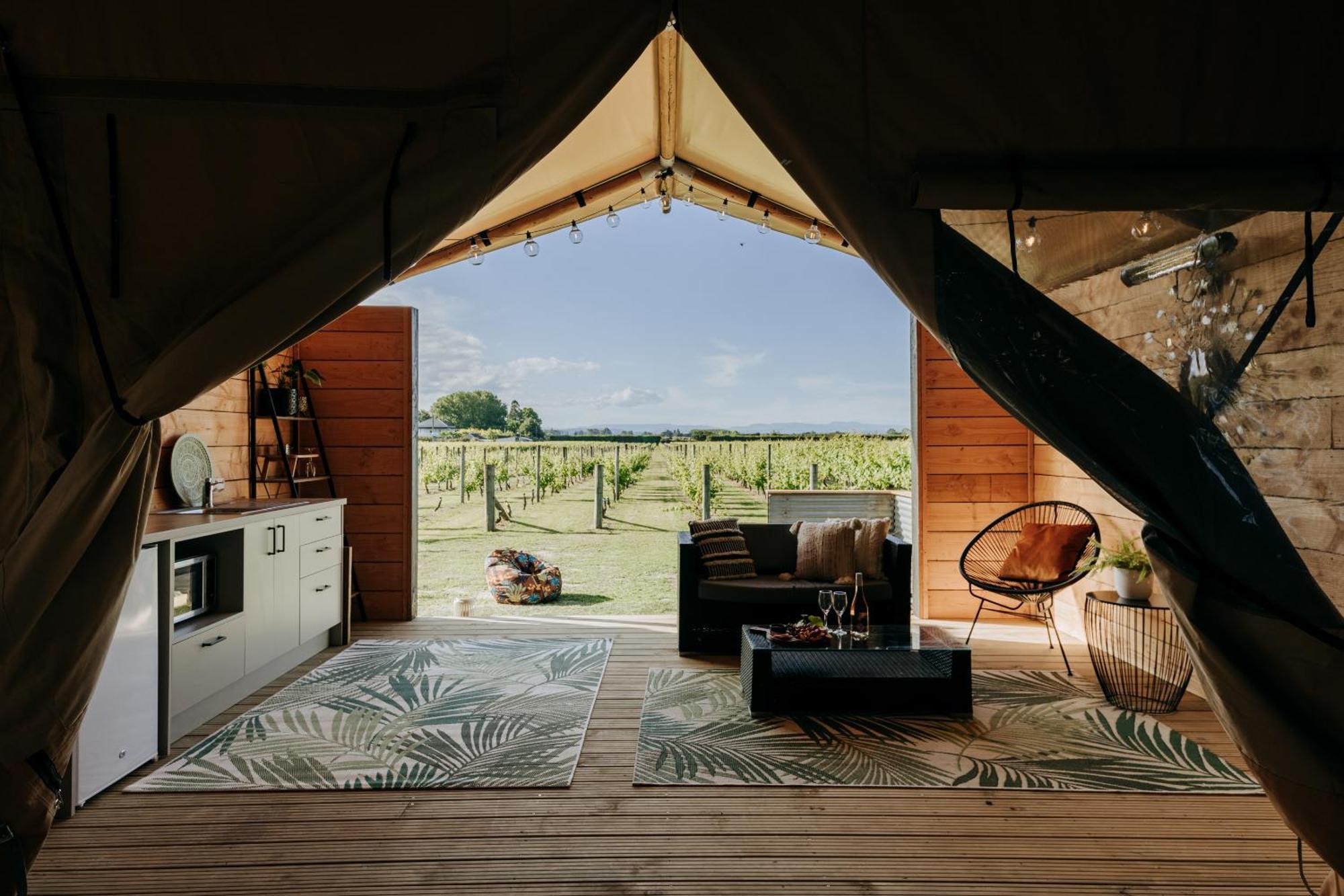 Villas & Vines Glamping Хейстингс Экстерьер фото