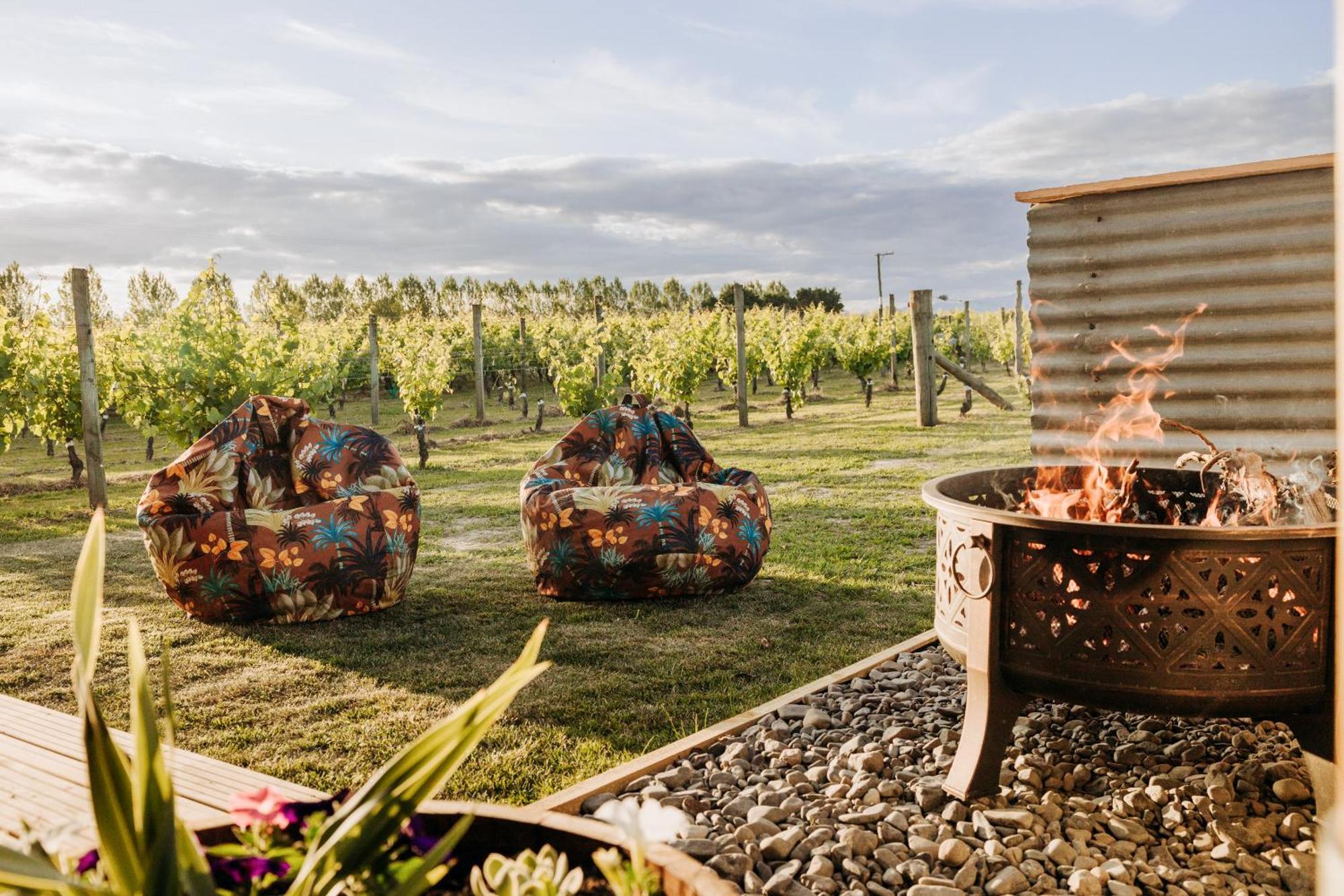Villas & Vines Glamping Хейстингс Экстерьер фото