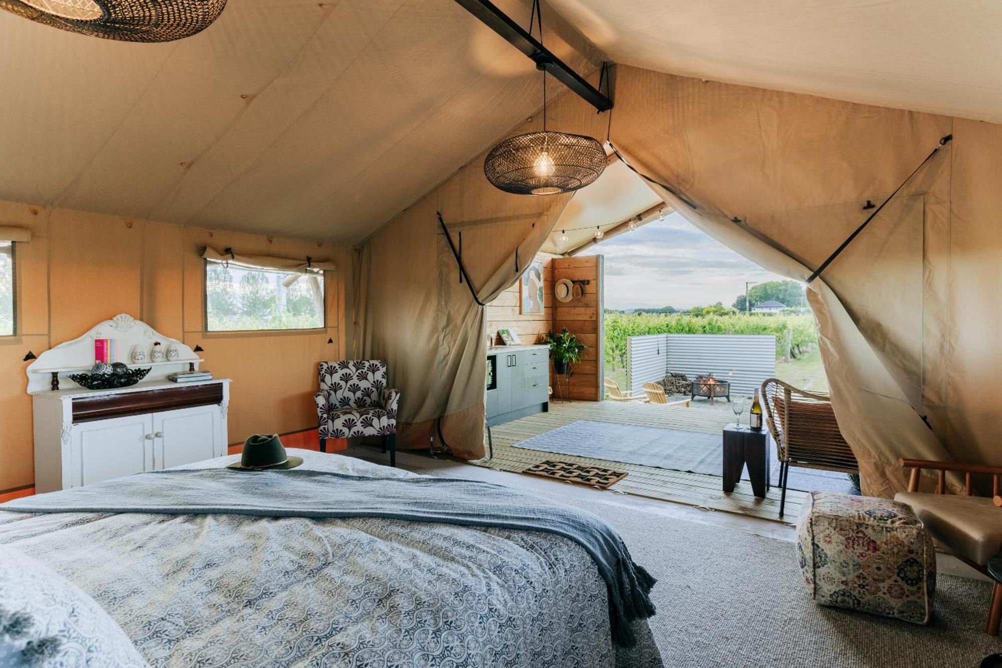 Villas & Vines Glamping Хейстингс Экстерьер фото