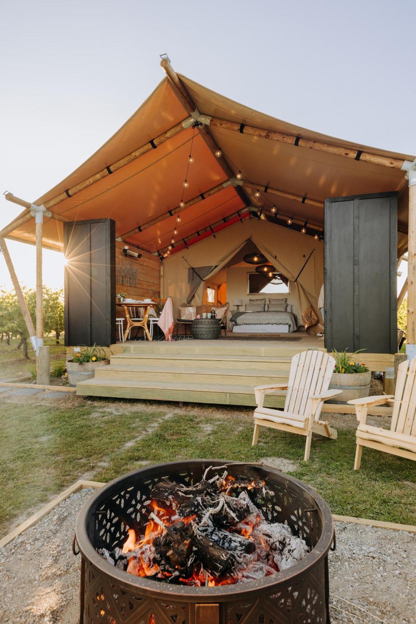Villas & Vines Glamping Хейстингс Экстерьер фото