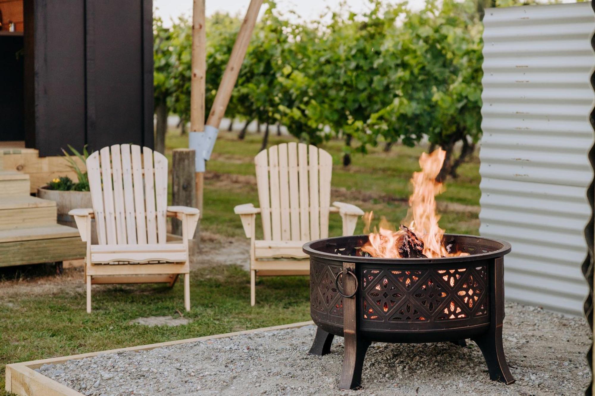Villas & Vines Glamping Хейстингс Экстерьер фото